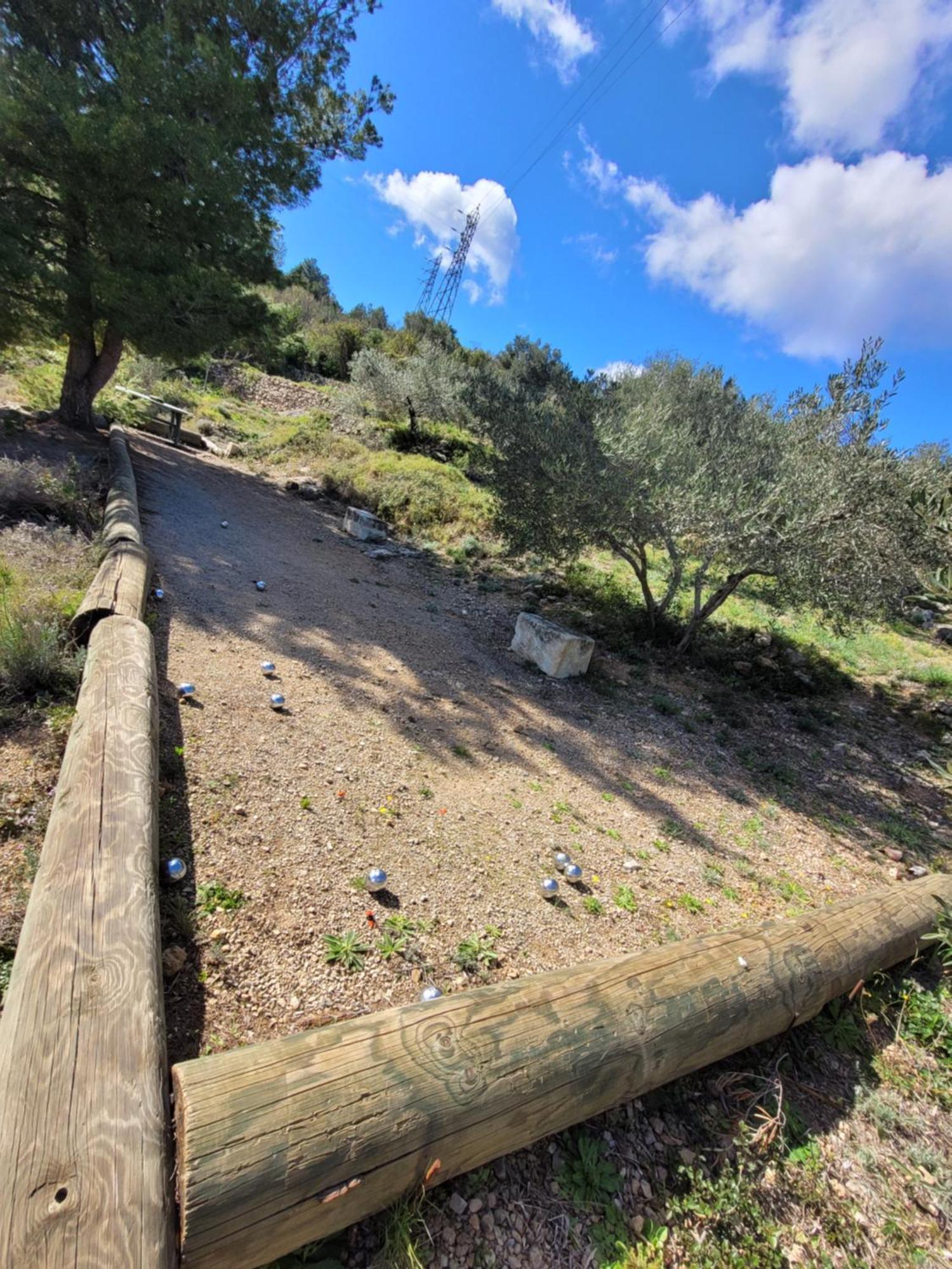 Villa Renovee Avec Piscine Privee Clermont-lʼHérault Bagian luar foto